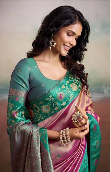 Daily wear saree in green color